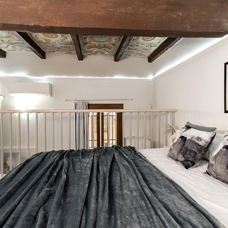 Apartament Charming Frescoed Loft Bolonia Zewnętrze zdjęcie