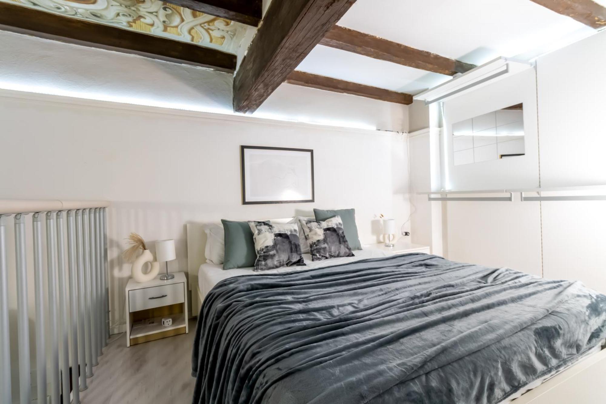 Apartament Charming Frescoed Loft Bolonia Zewnętrze zdjęcie
